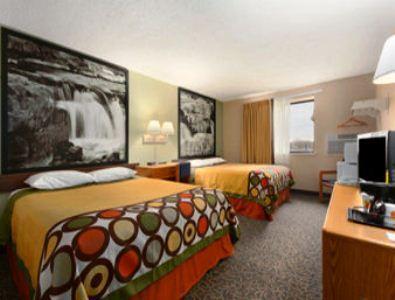 Super 8 By Wyndham Sioux Falls Near Convention Center Номер фото